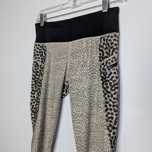 Lululemon Spotted Run Top Speed Crop Athletic Workout Exercise Legging 4 - Picture 3 of 10